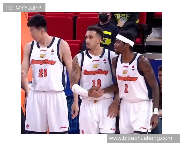 2020年广东队与四川队精彩对决回顾及赛季表现分析 2020年广东队与四川队精彩对决回顾及赛季表现分析